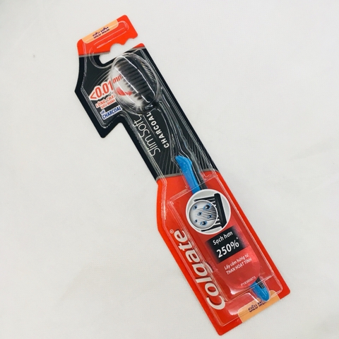 Bàn chải than hoạt tính Colgate Slim Soft Charcoad