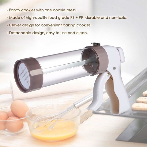 Bộ Dụng Cụ Làm Bánh Quy Kèm Con Dấu Và Vòi Phun Tiện Dụng | BEE057