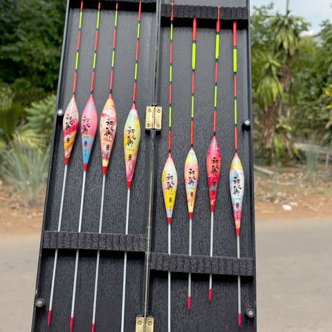 Hộp 8 Cây Phao Nano Săn Hàng Loang Sắc Màu Kèm Hộp Đựng