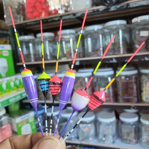 Phao Ngắn Câu Rô Diếc, Dài 10cm, Nhiều Màu Sắc ( Giao Ngẫu Nhiên)