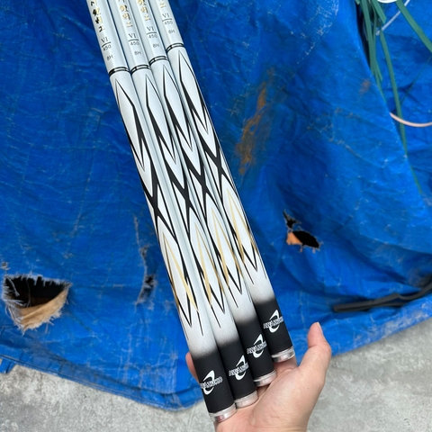 Cần câu Tay Thiên Xuyên 8h độ cứng 8h - 19i  ( Kèm Đọt Phụ Và Trục 3260 )