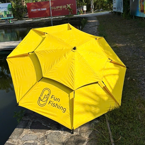 Dù Vàng Fun Fishing dù câu cá 2 tầng 2m4 Khung Hợp Kim Cao Cấp, Có Chân Neo Gió