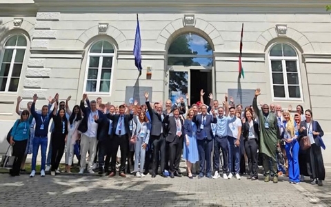 IBA Việt Nam được cấp phép tổ chức thi Chứng chỉ tiếng Đức ECL