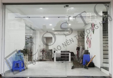 Cửa kính cường lực mở lùa 1 cánh