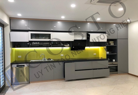 Kính ốp bếp màu vàng chanh