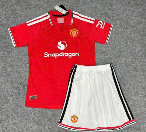 QA bóng đá Manchester United (MU) 26/27