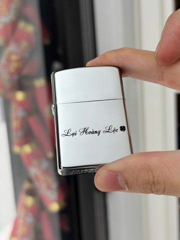 Khắc Custom Tên