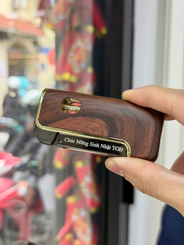 Khắc Custom Tên