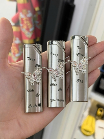 Khắc Custom Tên