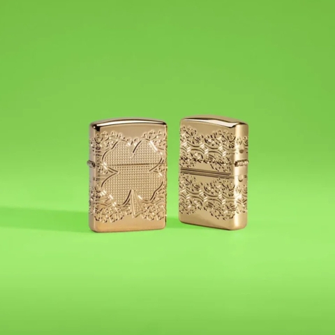 Bật Lửa ZIPPO - Luxury- Armor®Lucky Clover Design (Cỏ Bốn Lá May Mắn)