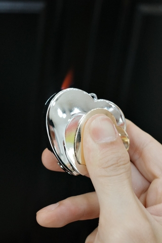 Bật Lửa Độc Lạ - Trái Tim Bạc Vàng - Khò