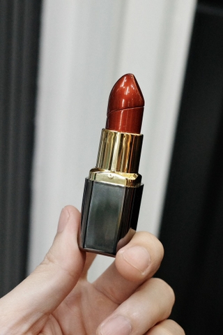 Bật Lửa Độc Lạ - Phiên Bản Son Môi