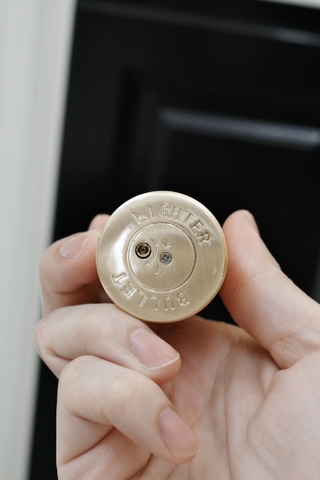 Bật Lửa Khò 2 Tia Độc Lạ - Viên Đạn Khổng Lồ