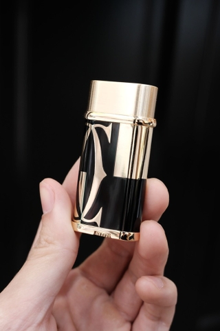 Bật lửa dáng Lùn - Đen Viền Vàng- Phiên bản Họa Tiết Cartier