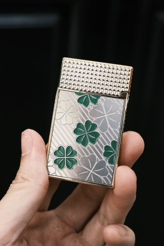 Bật Lửa Derui - Cỏ Bốn Lá - Phiên Bản Viền vàng
