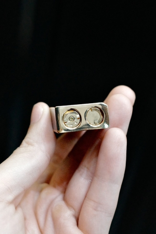 Derui Dunhill Đen Sọc - Viền Vàng