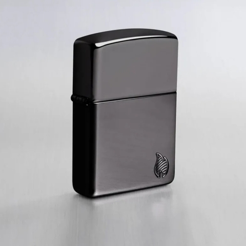 Bật Lửa ZIPPO - Armor®- High Polish Black Flame Design