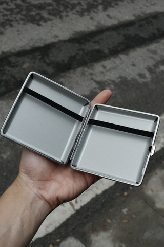 Box Da Đen Trơn - Ký Hiệu Chrome