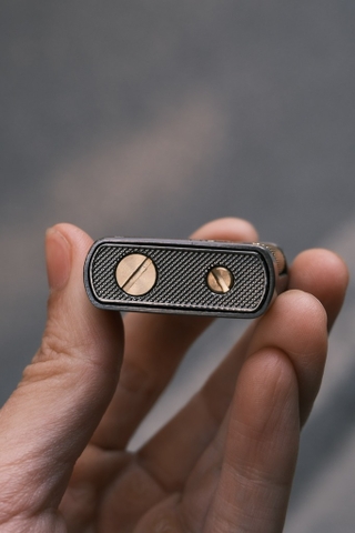 Hoạ Tiết Trống Đồng - Vuông Mini Kèm Dây