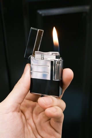 Derui Lùn Vuông - Đen Sơn Mài Phối Bạc