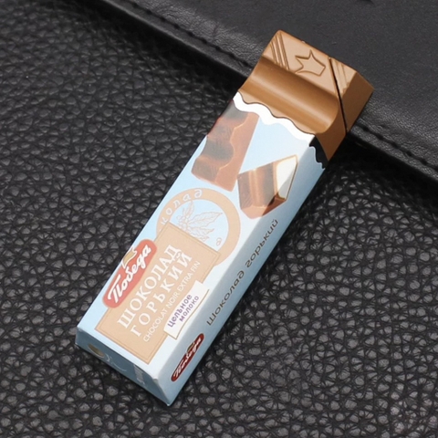 Bật Lửa Độc Lạ - Phiên bản Socola Vỏ Xanh Biển