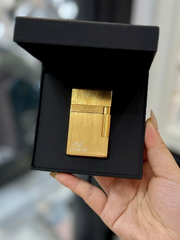 Khắc Custom tên và ngày tháng năm sinh