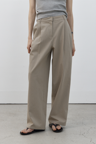 Quần Classic Cotton Slacks