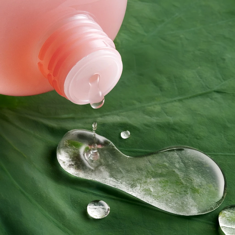 Nước Tẩy Trang Sen Hậu Giang Sạch Bụi Siêu Mịn Cho Da Rất Nhạy Cảm Cocoon 500ml