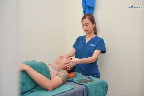 Massage trị liệu cổ - vai - gáy - thắt lưng eo