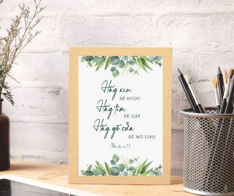 Tranh Câu Gốc Hoa Lá Để Bàn A5 Khung Nhựa Giả Gỗ Phong Cách Bắc Âu