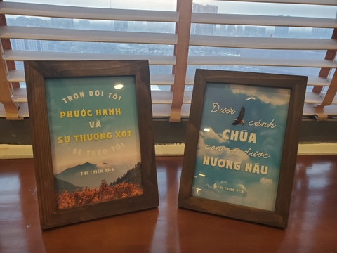 Tranh Câu Gốc Phong Cảnh Để Bàn A5 Khung Gỗ Thông Màu Rustic Phong Cách Bắc Âu