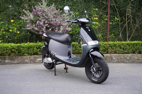 XE MÁY ĐIỆN JVC GOGO S 2022