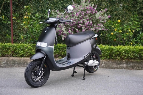 XE MÁY ĐIỆN JVC GOGO S 2022