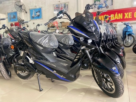 XE MÁY ĐIỆN JEEK X6