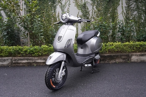 XE MÁY ĐIỆN JVC VESPA IX S