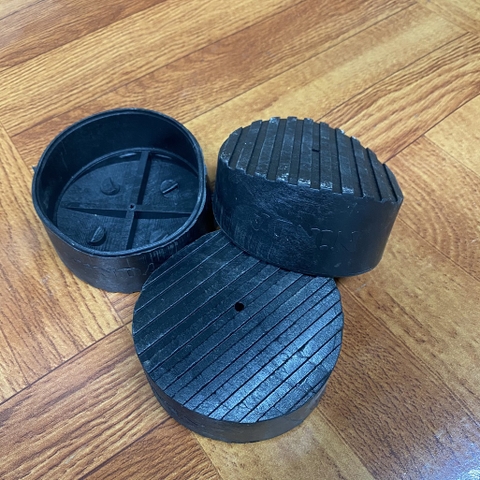 Phụ kiện chân đế chống trượt sử dụng cho các loại thang nhôm rút gọn