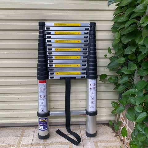 Thang nhôm rút gọn NiNDA ND-44 đai đen cao 4m4