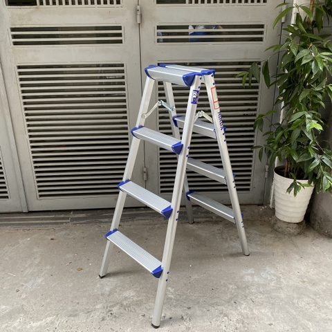 Thang ghế gấp chữ A NiNDA ND-R04 loại 4 bậc, chất liệu nhôm cao cấp