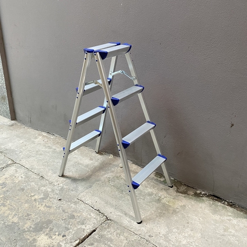 Thang ghế gấp chữ A NiNDA ND-R04 loại 4 bậc, chất liệu nhôm cao cấp