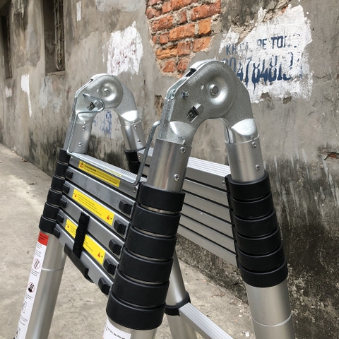 Thang nhôm rút gọn đai đen NiNDA ND-44AI chữ A 2m2, duỗi 4m4