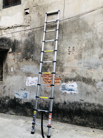 Thang nhôm rút gọn NiNDA ND-32 đai đen cao 3m2