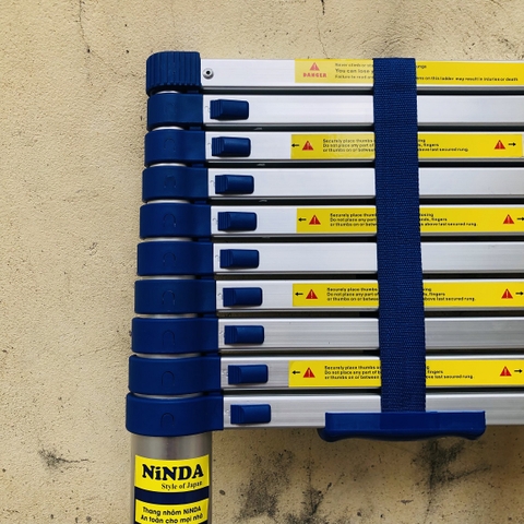 Thang nhôm rút gọn NiNDA NK-32 đai xanh cao 3m2