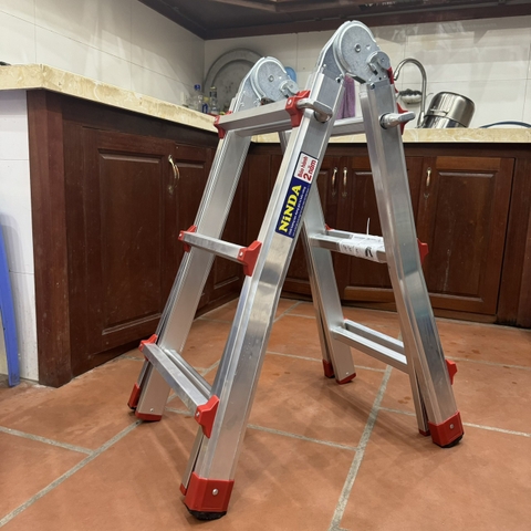 Thang nhôm chữ A rút lồng NiNDA ND-RL03, chữ A cao tối đa 1m4