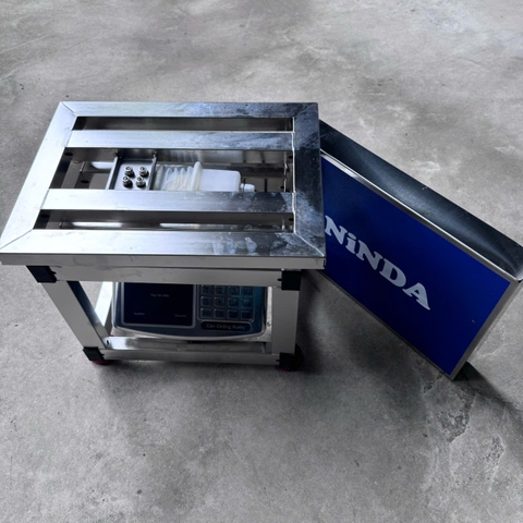 Cân ghế ngồi Inox chống nước NiNDA cân hải sản, cân bán hàng tải 300kg