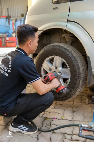 THAY LỐP, ĐẢO LỐP