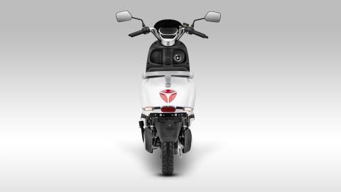 Xe máy điện Yadea M6I