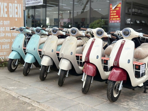 Xe máy điện Yadea Ova