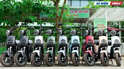 Xe Điện Takashi FIGO: Nhỏ Gọn, Cá Tính, Dễ Chạy Và Phù Hợp Di Chuyển Hằng Ngày