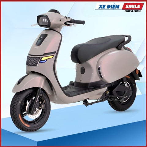 Xe máy điện Osakar Rova