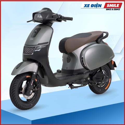 Xe máy điện Osakar Rova